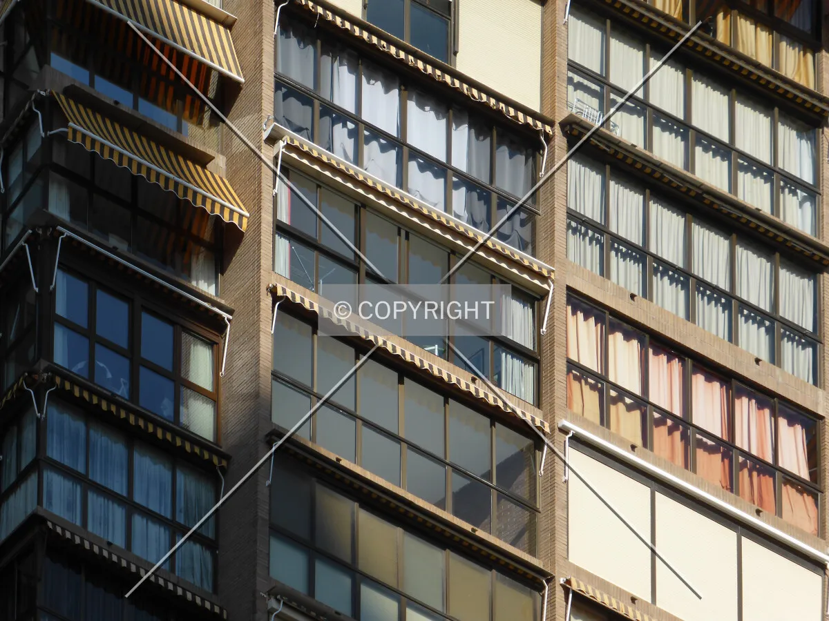 Photo 791-992-955