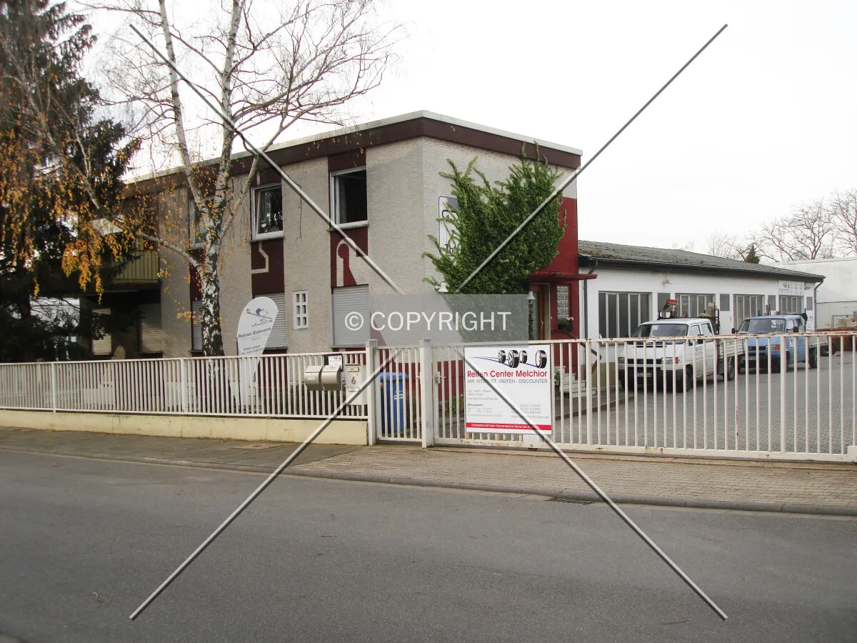 Photo 792-474-855