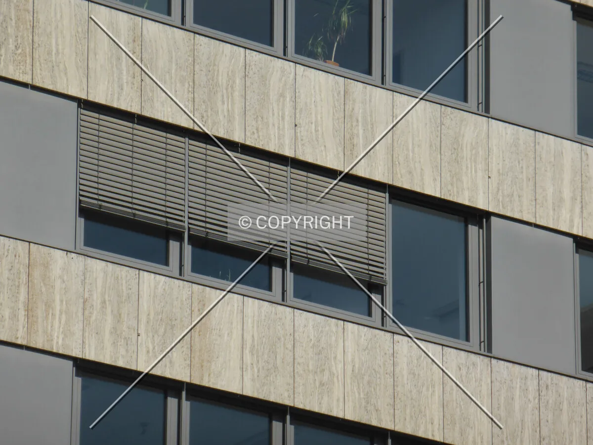 Photo 079-254-412
