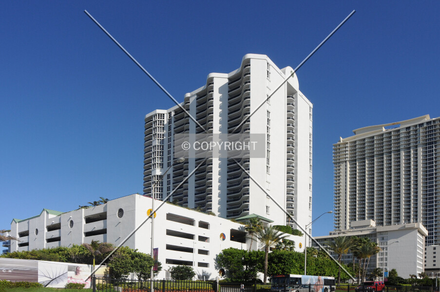 Photo 793-366-604