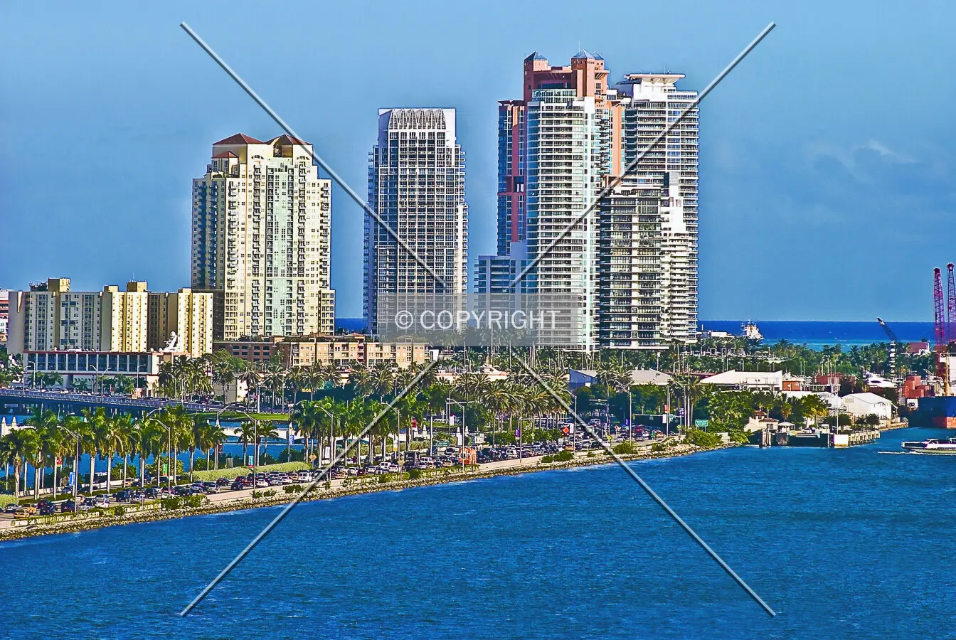 Continuum on South Beach, North Tower