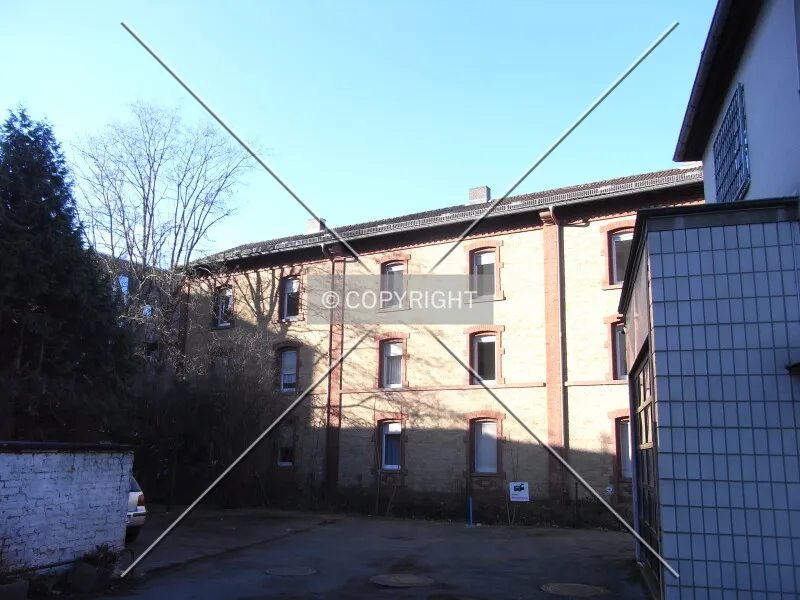 Photo 793-838-716