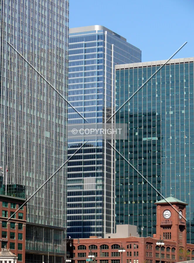 View to the northeast from the Chicago River
