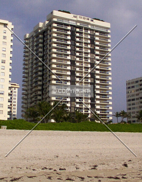 Photo 795-237-834