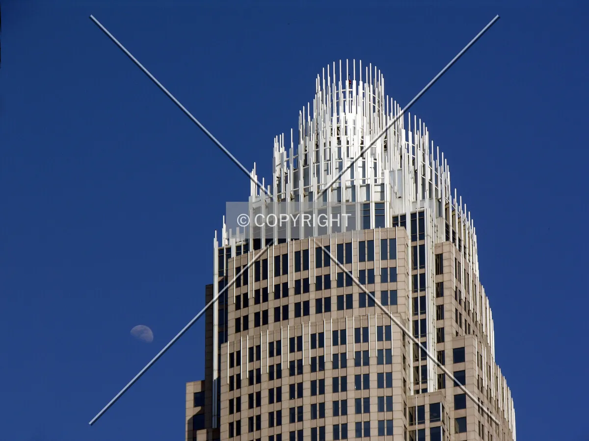 Crown and the moon