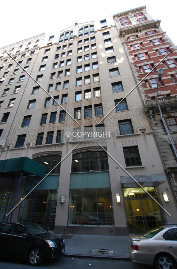 Looking up from Joralemon Street