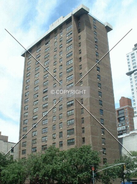Photo 798-979-038