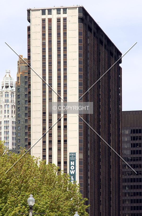 Photo 799-196-412