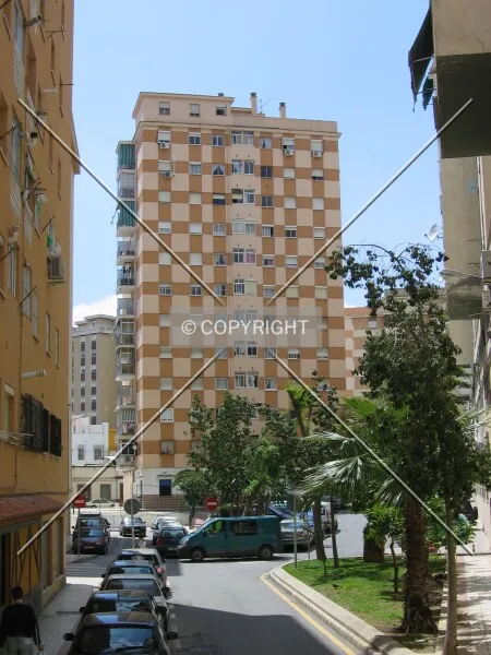Photo 799-477-653