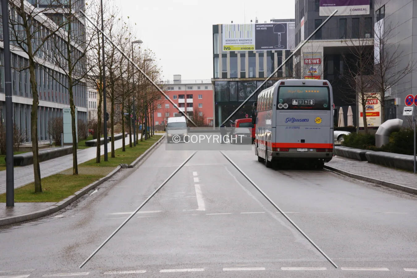 Photo 799-713-658