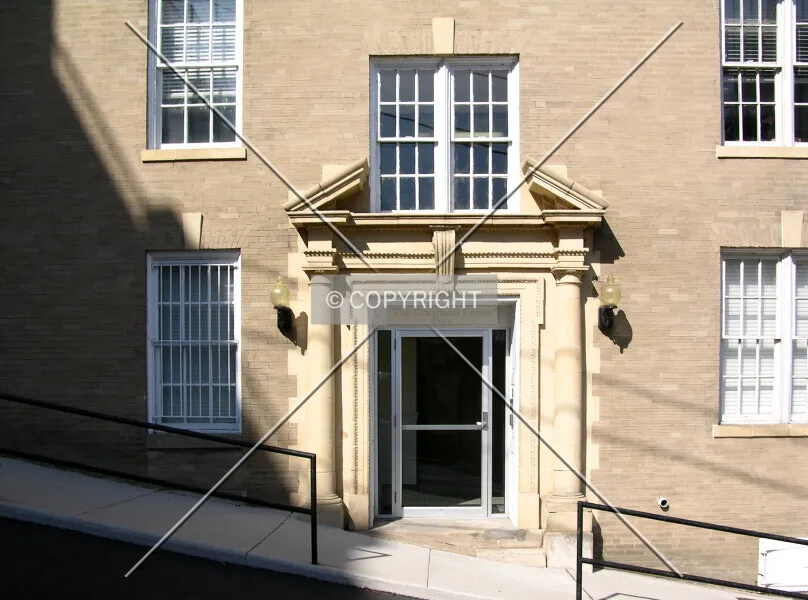 Photo 799-909-069