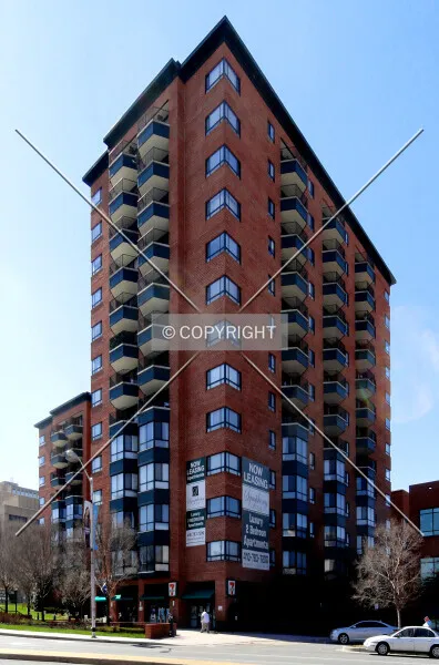 Symphony Center Apartments