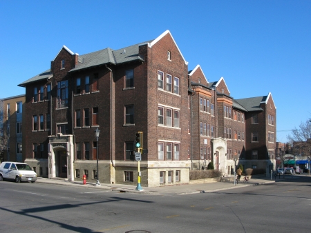 View to the northeast across LaSalle Avenue and Groveland Avenue