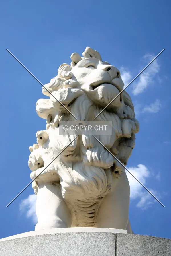A Codestone lion on Westminster Bridge