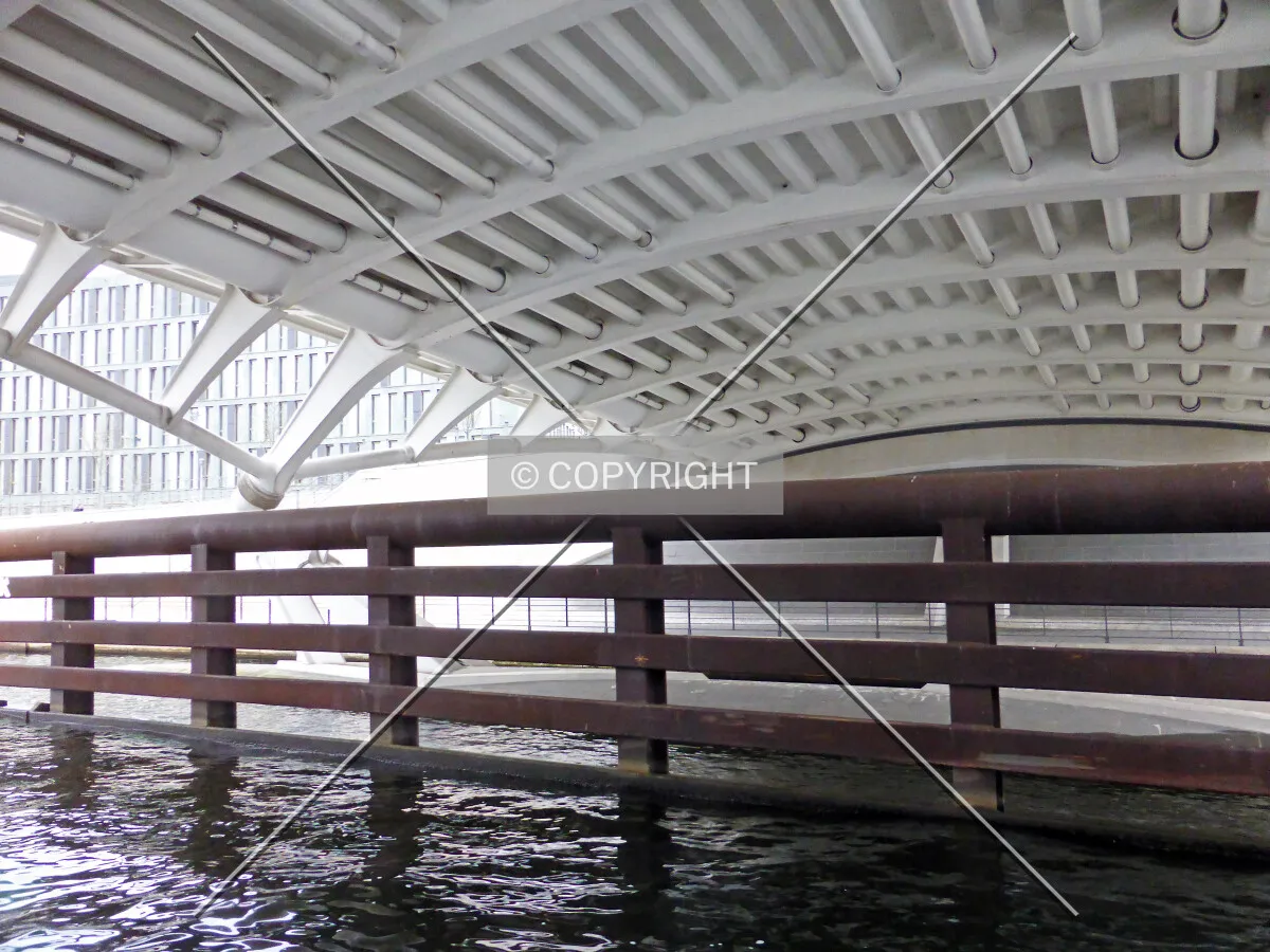 Photo 080-325-972