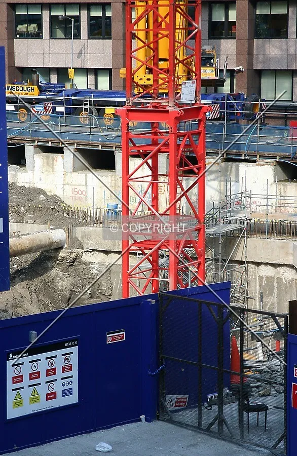 View down to the crane on the day of installation from the CityPoint walkway