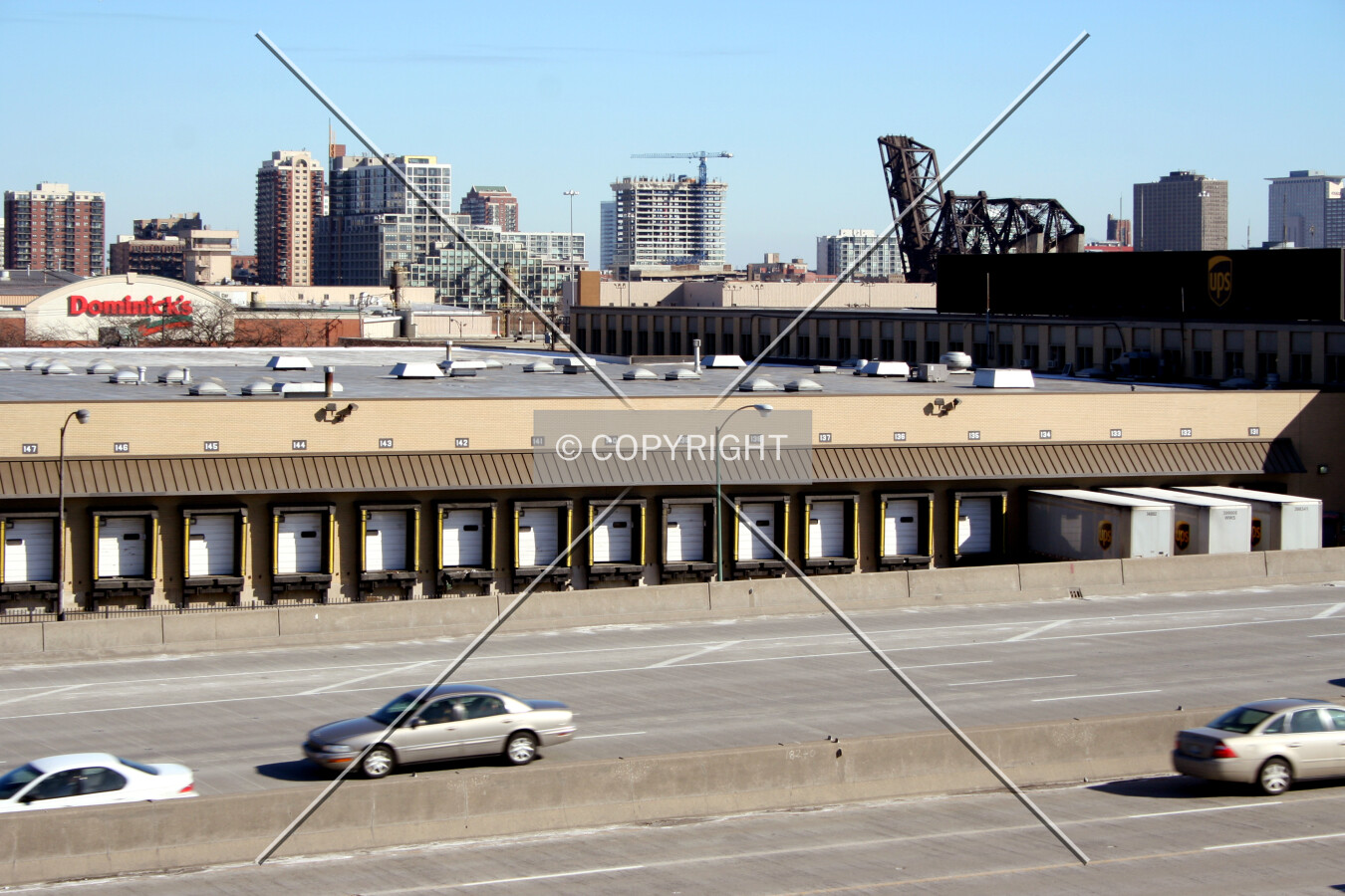Distant view from the west over the Dan Ryan Expressway