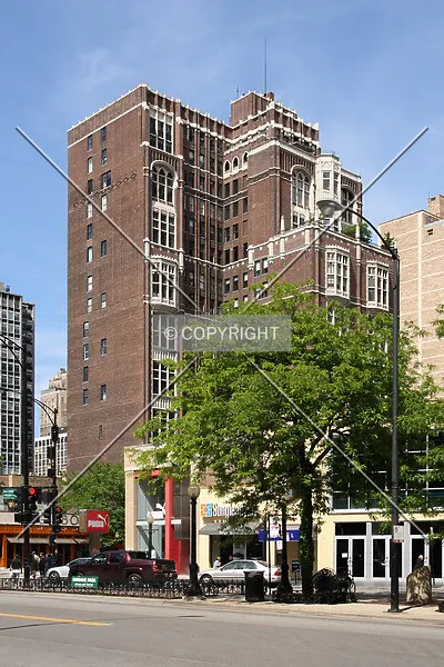 20 East Cedar