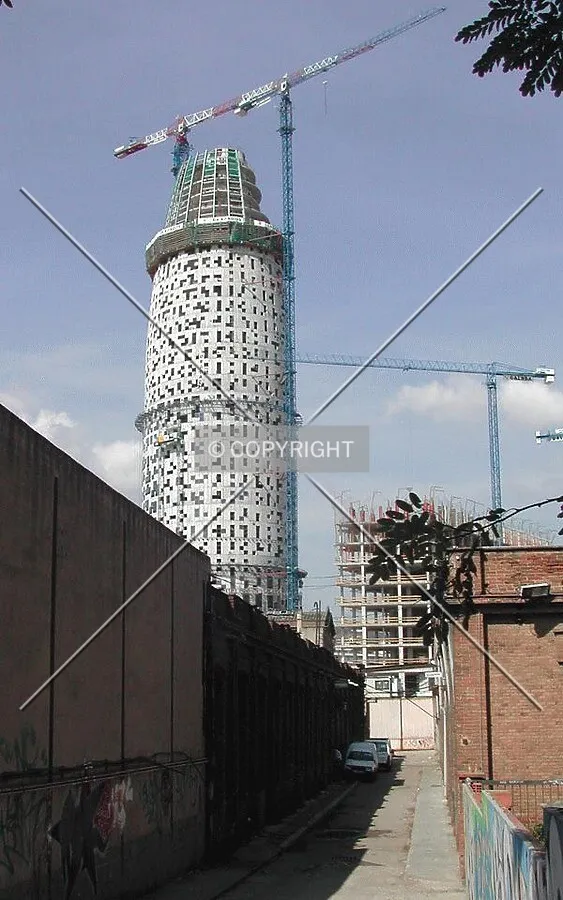 View of the building from Carrer de Tànger