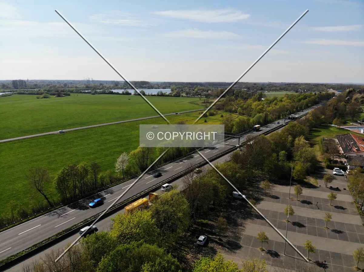 Autobahn 66