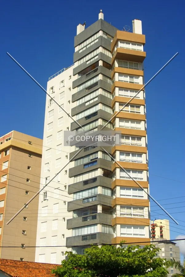 View from across Osvaldo Aranha Avenue