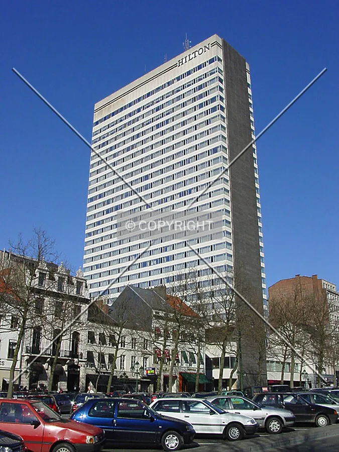 View from Boulevard de Waterloo