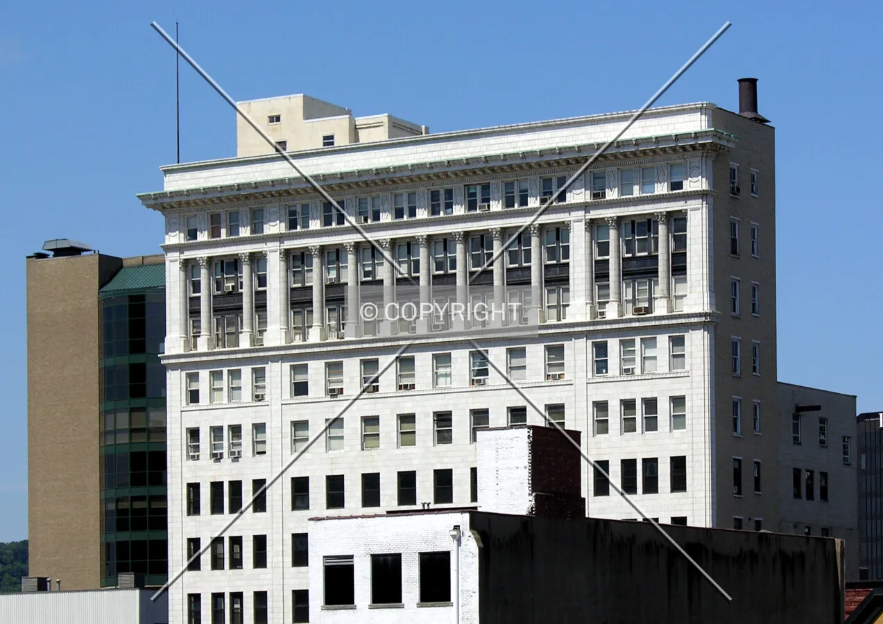 Upper portion of the western side
