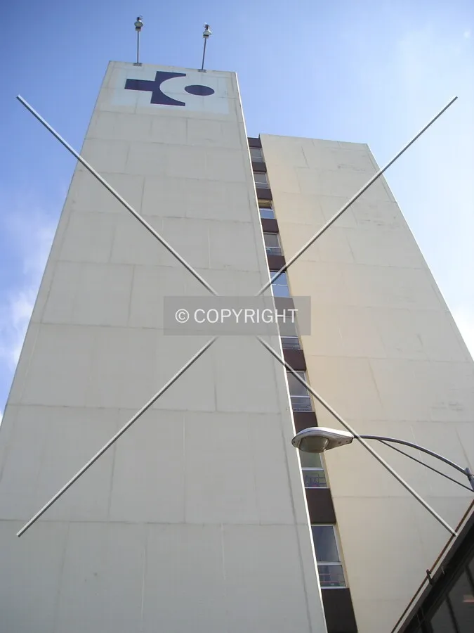 North side, and the sign of Basque Medical System
