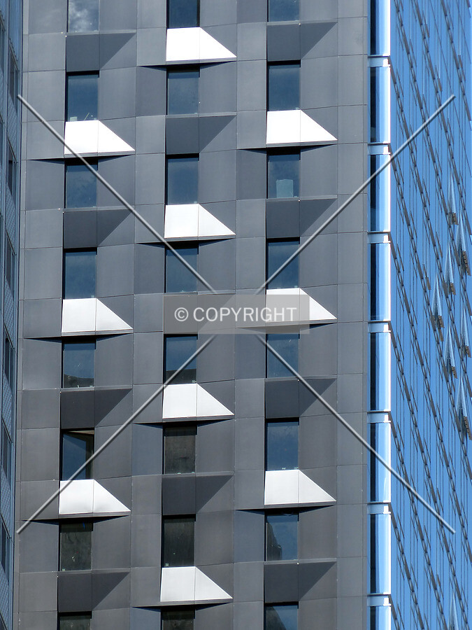 Photo 081-390-614