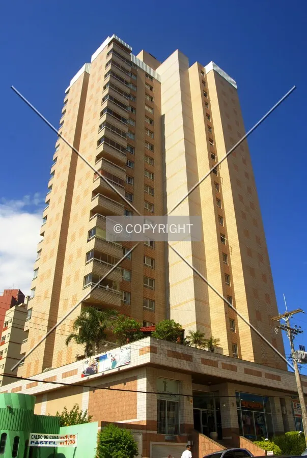 Looking up from across Borges de Medeiros Street