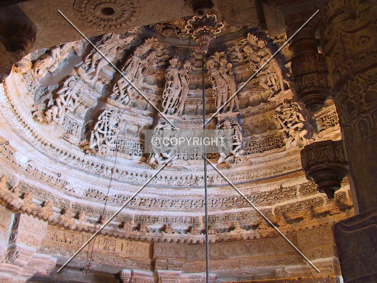 Central dome ceiling