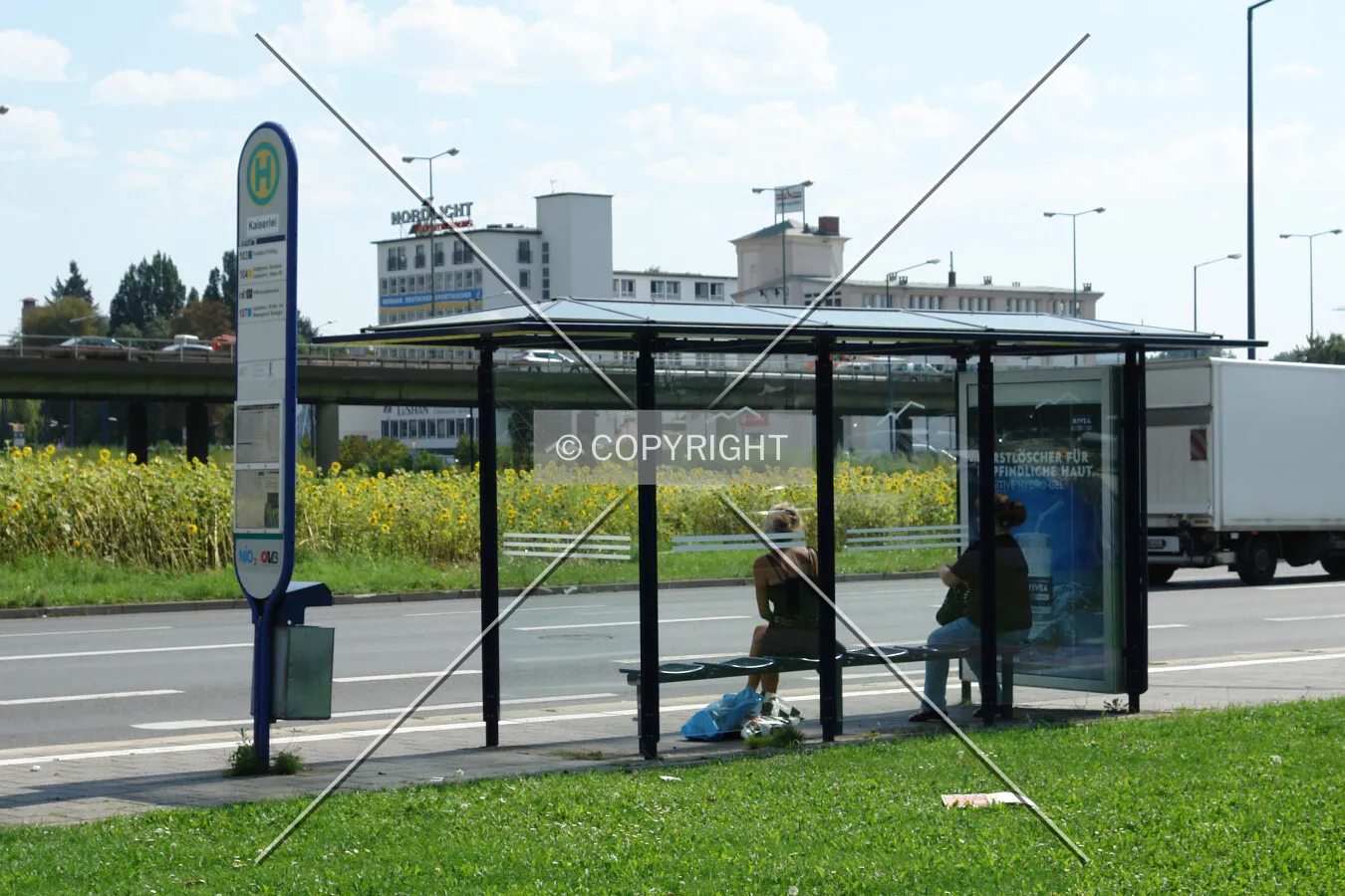 Bus station OF-Kaiserlei