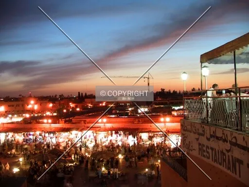 Dusk over Place Djemaa el-Fna
