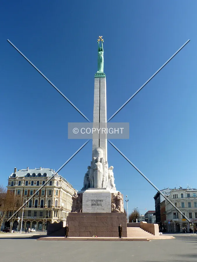 Freedom monument