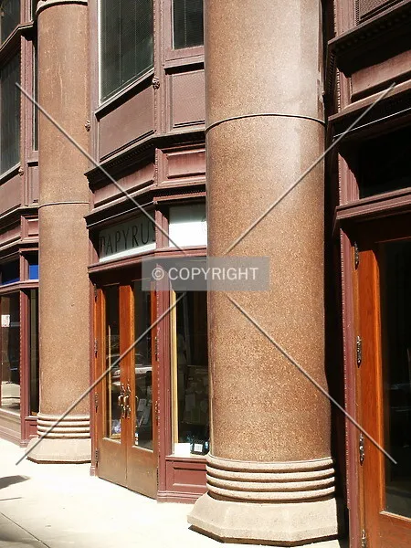 Photo 817-560-135