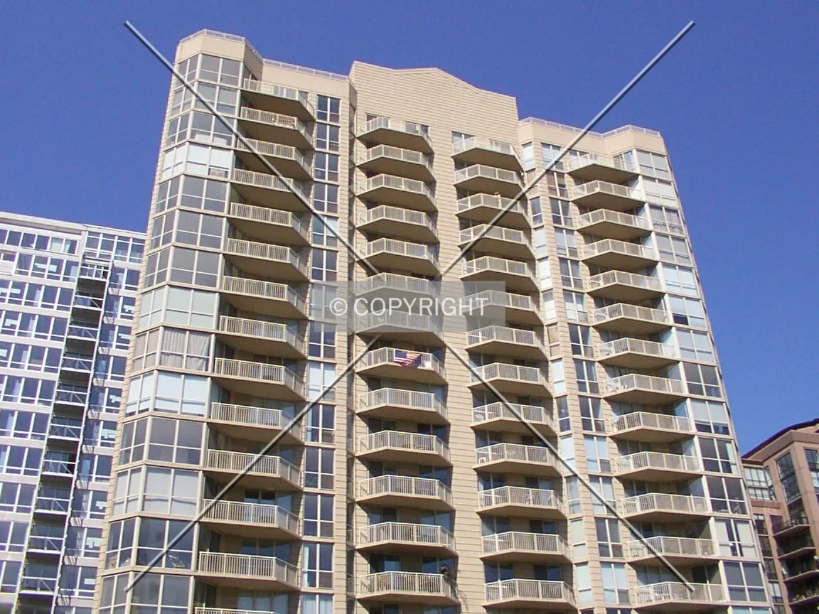 Upper floors seen from Park Place