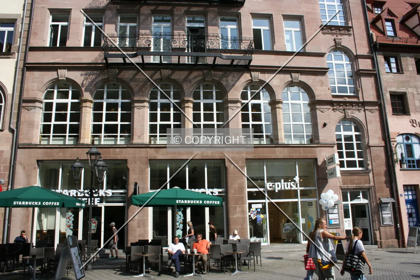 Hefnersplatz 10, Nürnberg