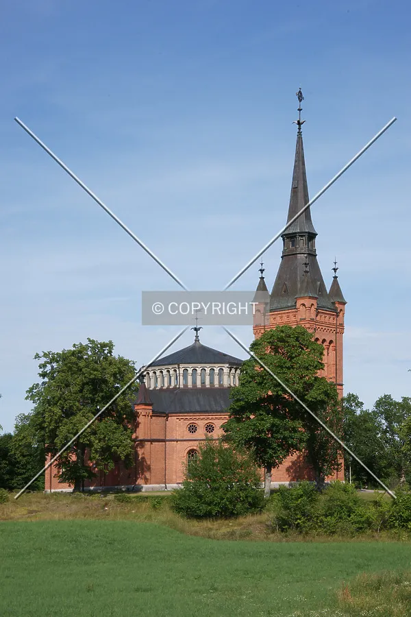 Full view of the church of Gladhammar