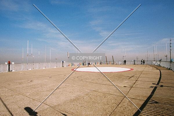 Visitor platform on rooftop