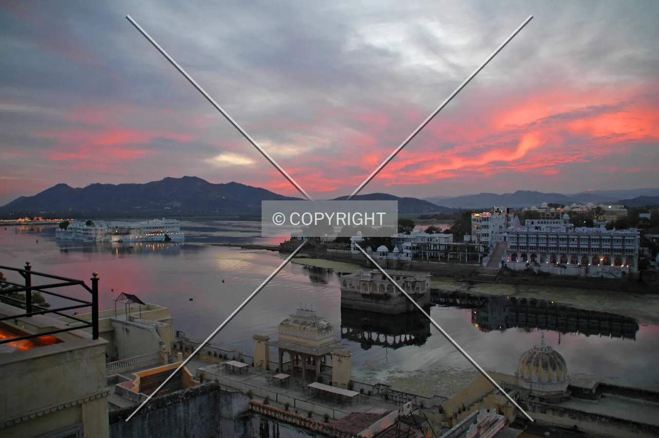 Sunset over Lake Pichola