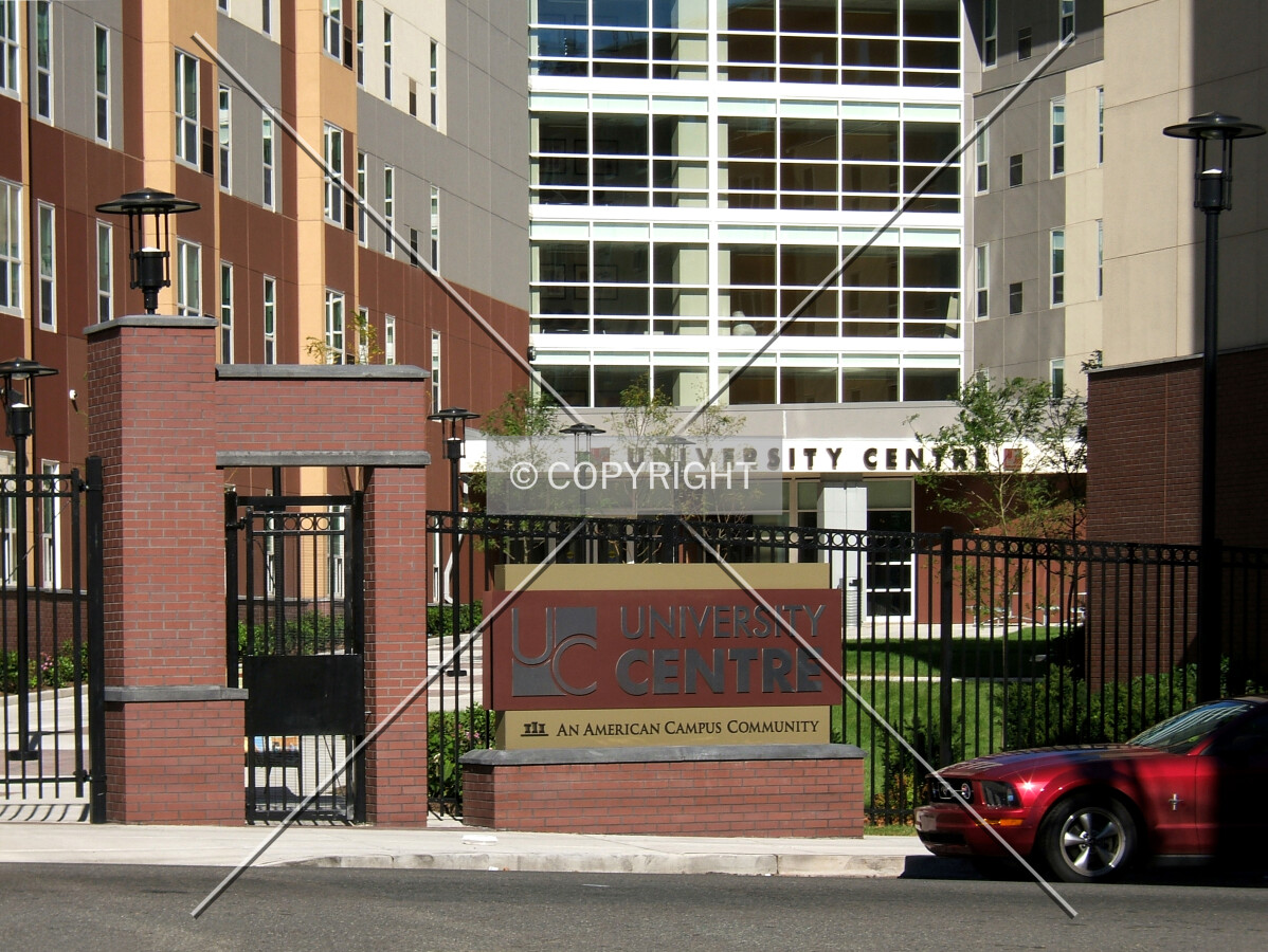 Main entrance area on Lock Street from the southeast