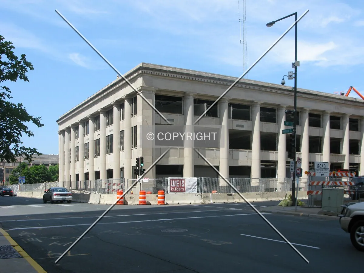 View to the north across Minnesota Street & East 10th Street
