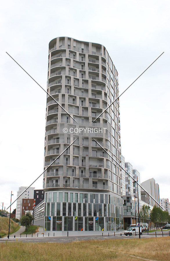 North view from Boulevard de Berlin.
