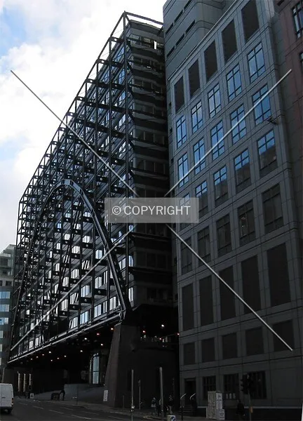 Photo 824-575-082