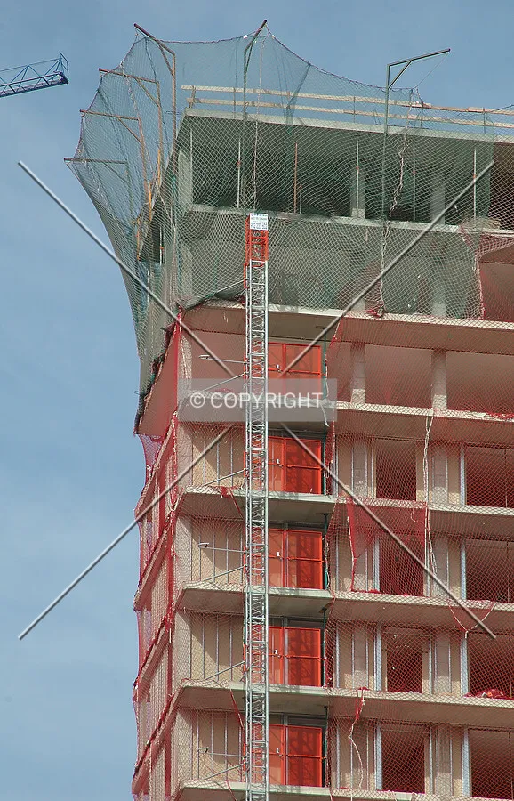 Steel column for mechanic scaffolder