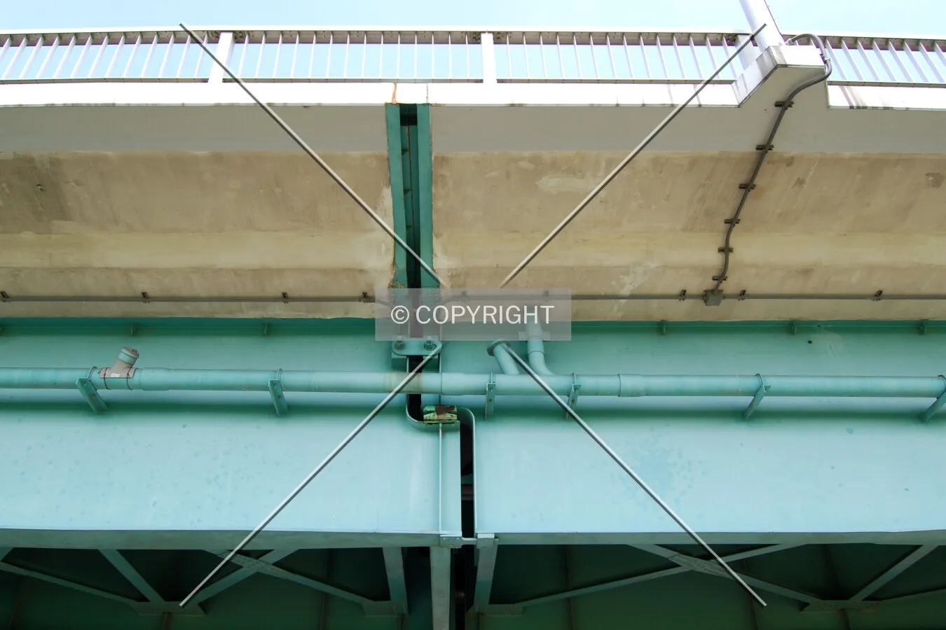 Expansion joint at the west end