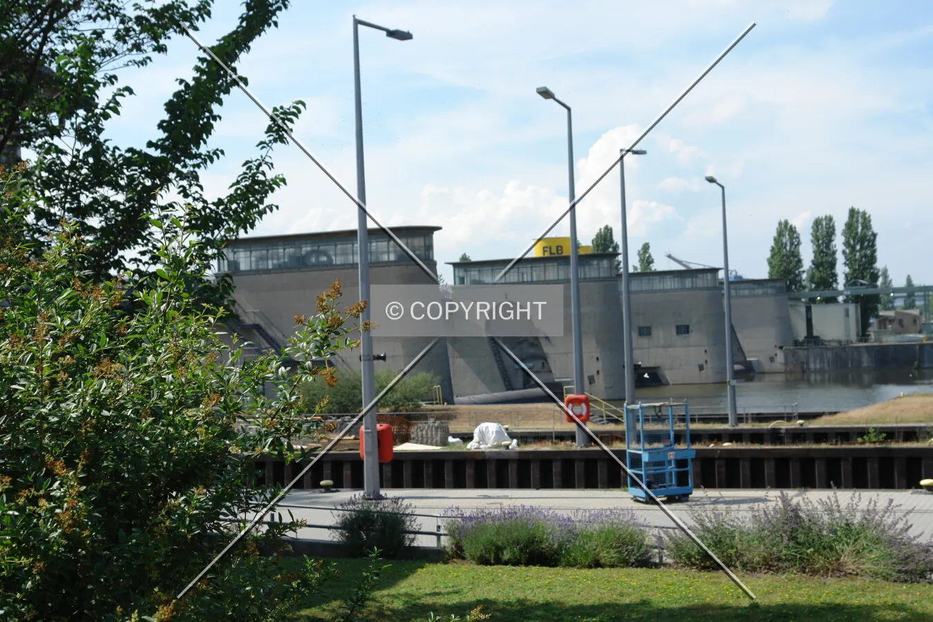The big sluice on the Main River in Offenbach