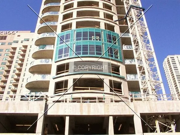 First stage of the curtainwall