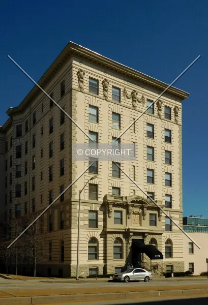 Photo 827-416-822