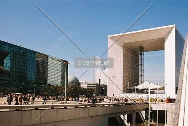 Photo 827-623-693